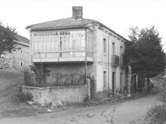 Calle principal, sept. 2003